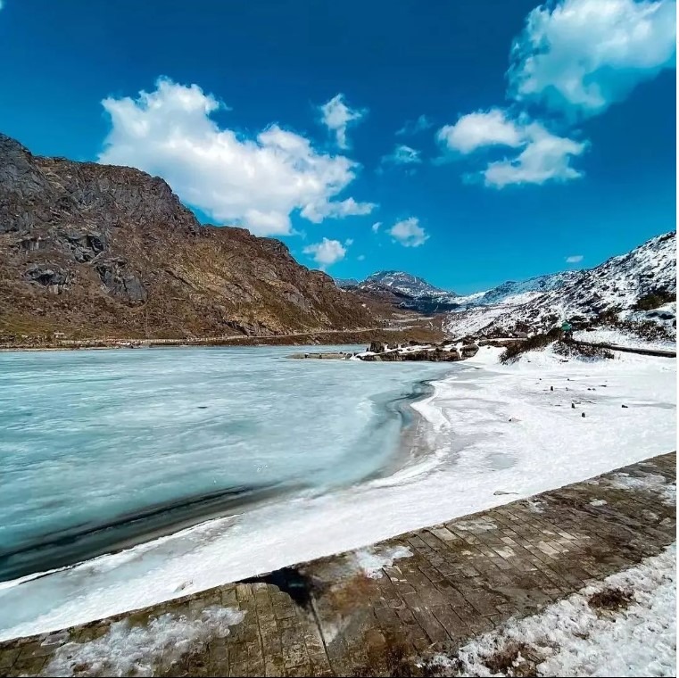 Frozen Tsongmo Lake